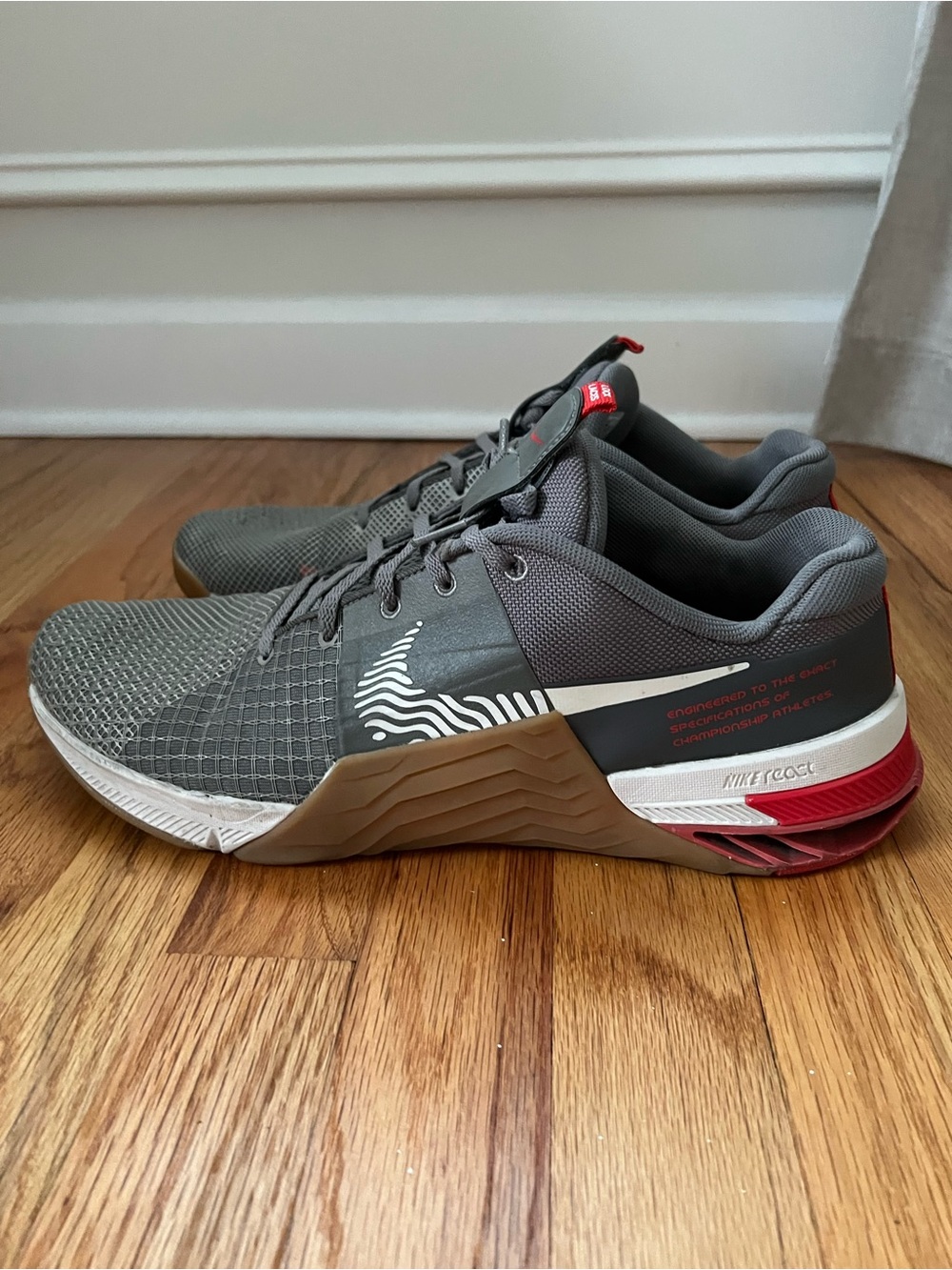 Nike Metcon 8 Training Shoe in Grey with Red Accents